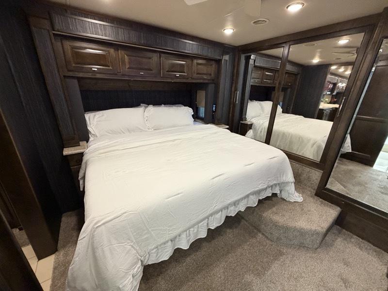 Tiffin Motorhomes Allegro  2018