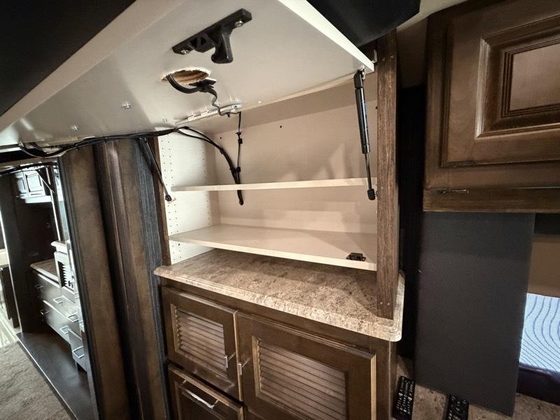 Tiffin Motorhomes Allegro  2018