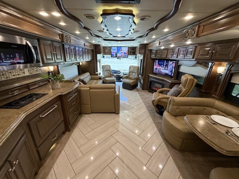 Tiffin Motorhomes Allegro Bus  2014