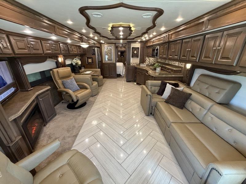 Tiffin Motorhomes Allegro Bus  2014