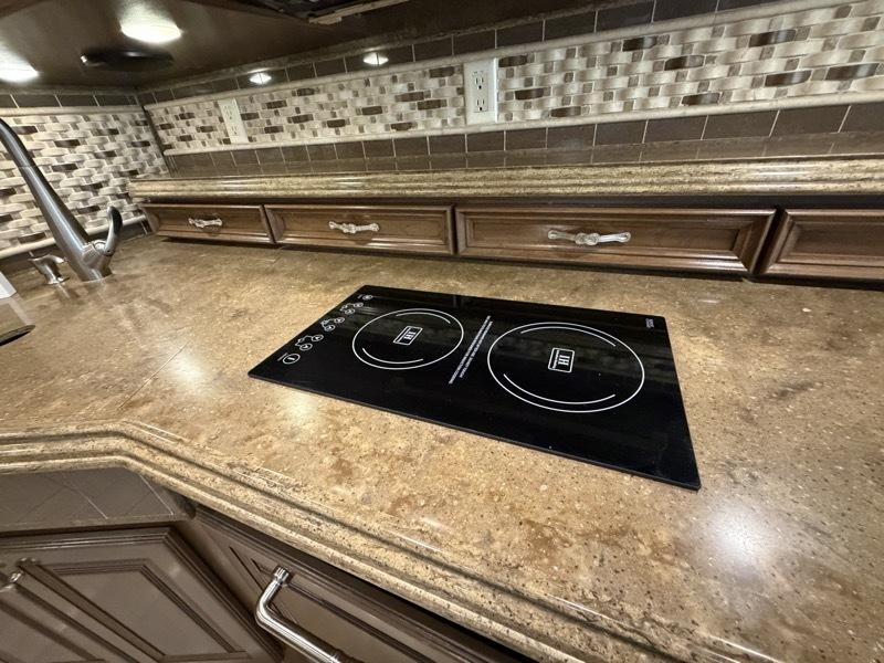 Tiffin Motorhomes Allegro Bus  2014