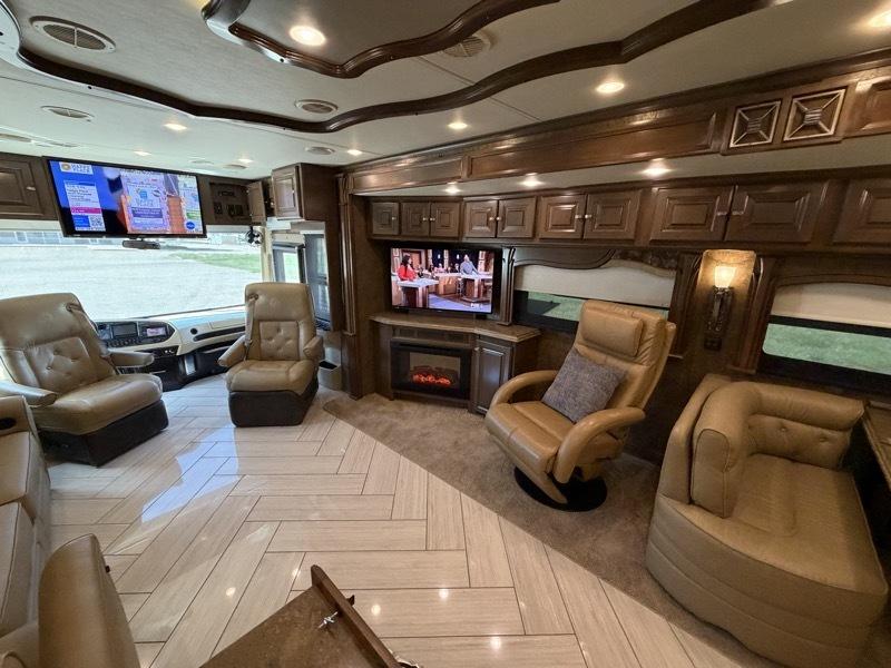 Tiffin Motorhomes Allegro Bus  2014