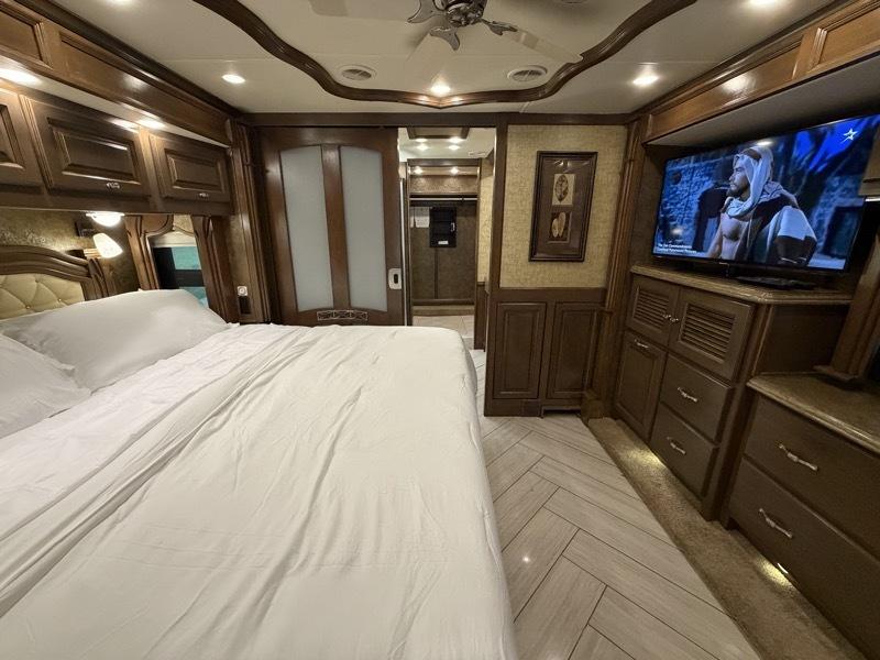 Tiffin Motorhomes Allegro Bus  2014
