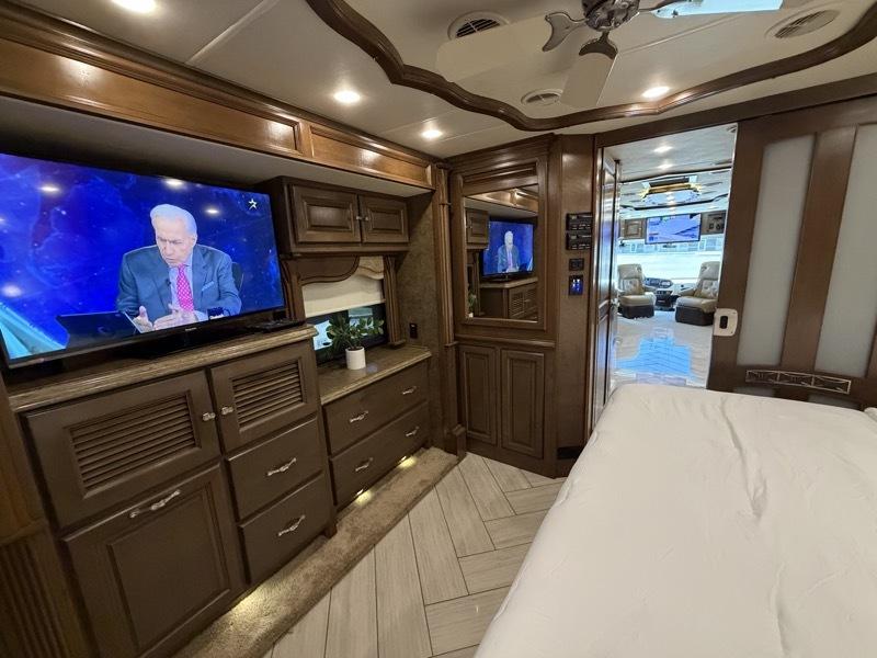 Tiffin Motorhomes Allegro Bus  2014