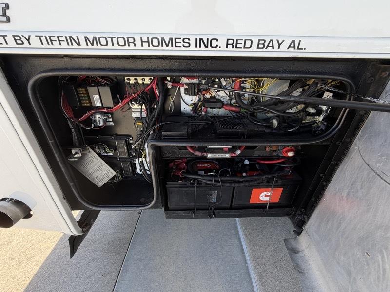 Tiffin Motorhomes Allegro Bus  2014
