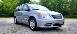2013 Chrysler Town & Country Touring