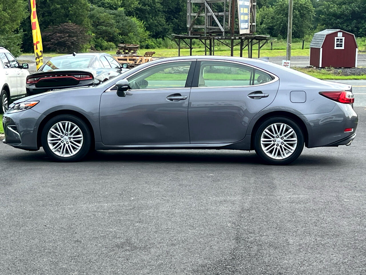 Lexus ES 350 4dr Sdn 2016