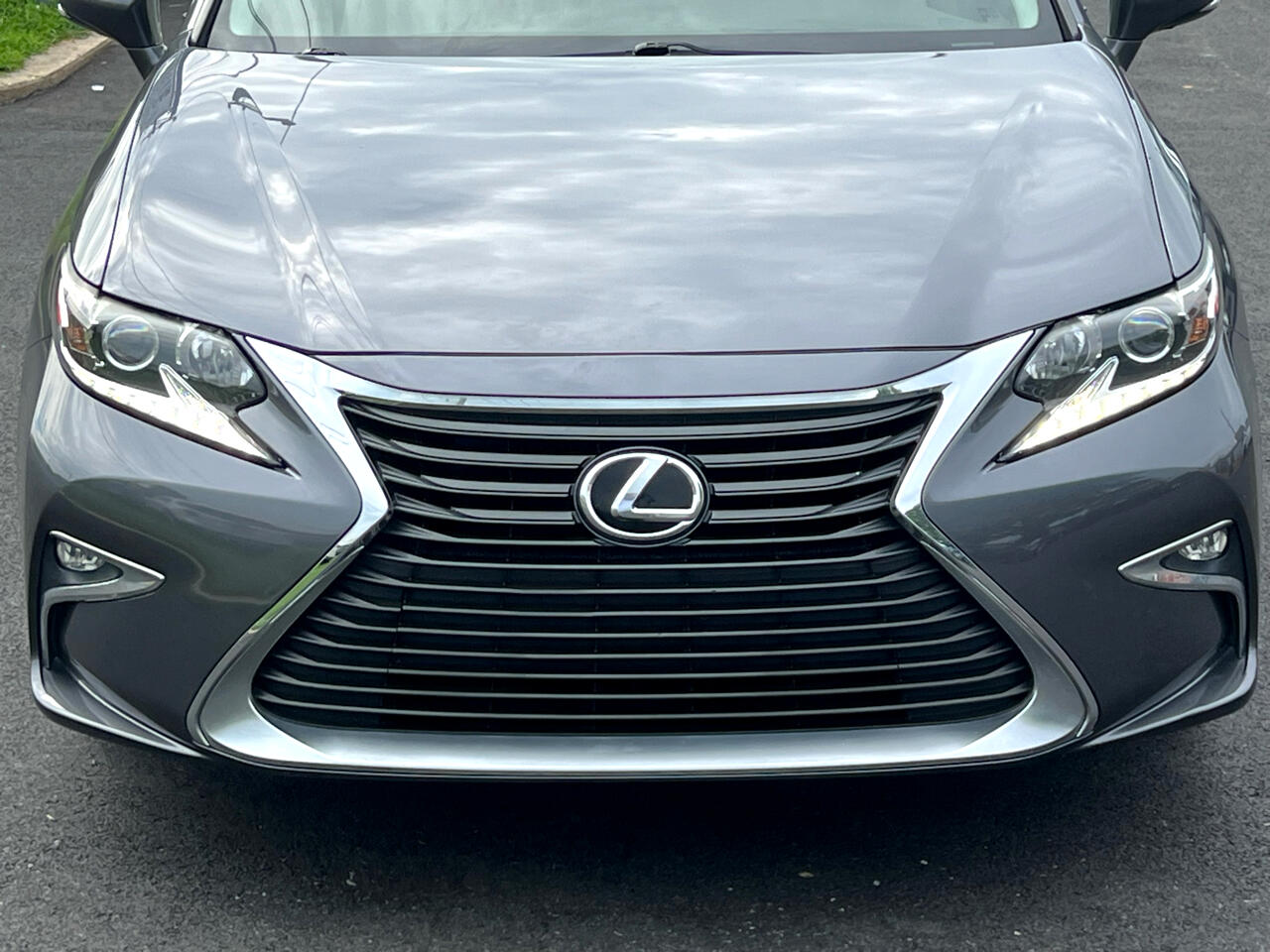 Lexus ES 350 4dr Sdn 2016