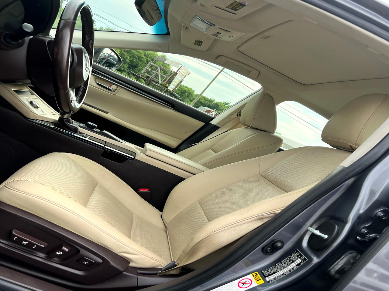 Lexus ES 350 4dr Sdn 2016