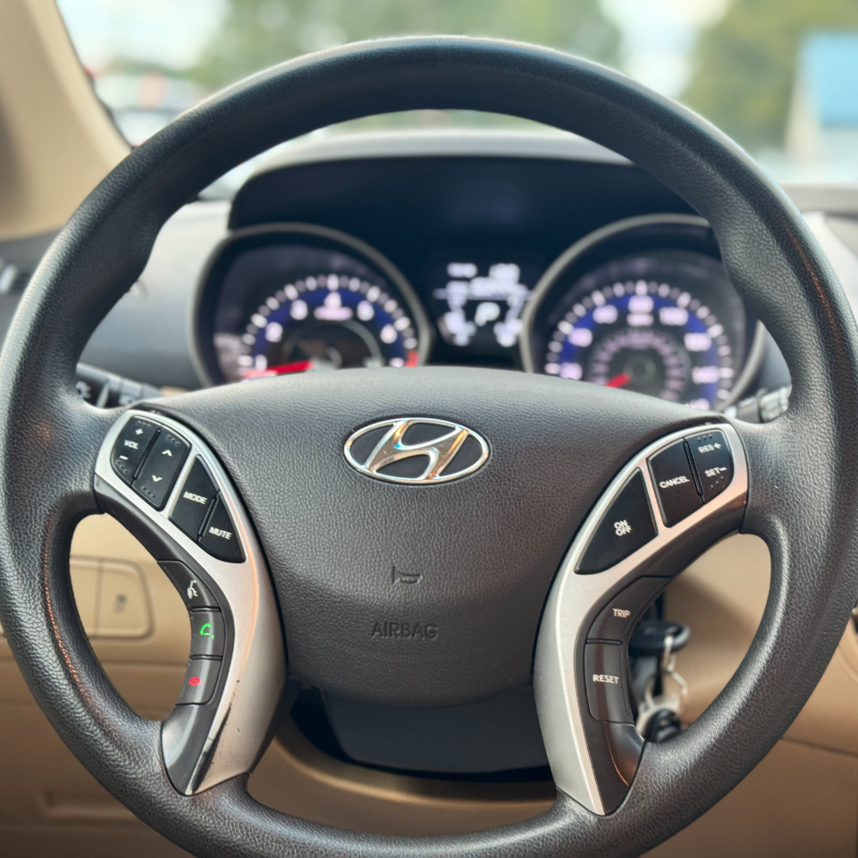 Hyundai Elantra 4dr Sdn Auto GLS PZEV (Alabama Plant) 2013