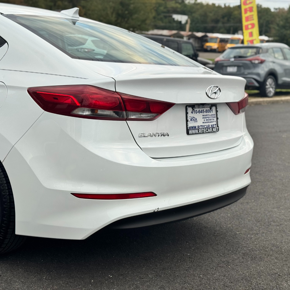 Hyundai Elantra SE 2.0L Auto (Alabama) 2017