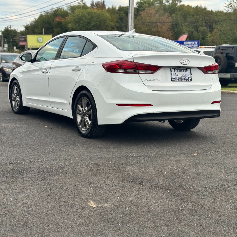 Hyundai Elantra SE 2.0L Auto (Alabama) 2017