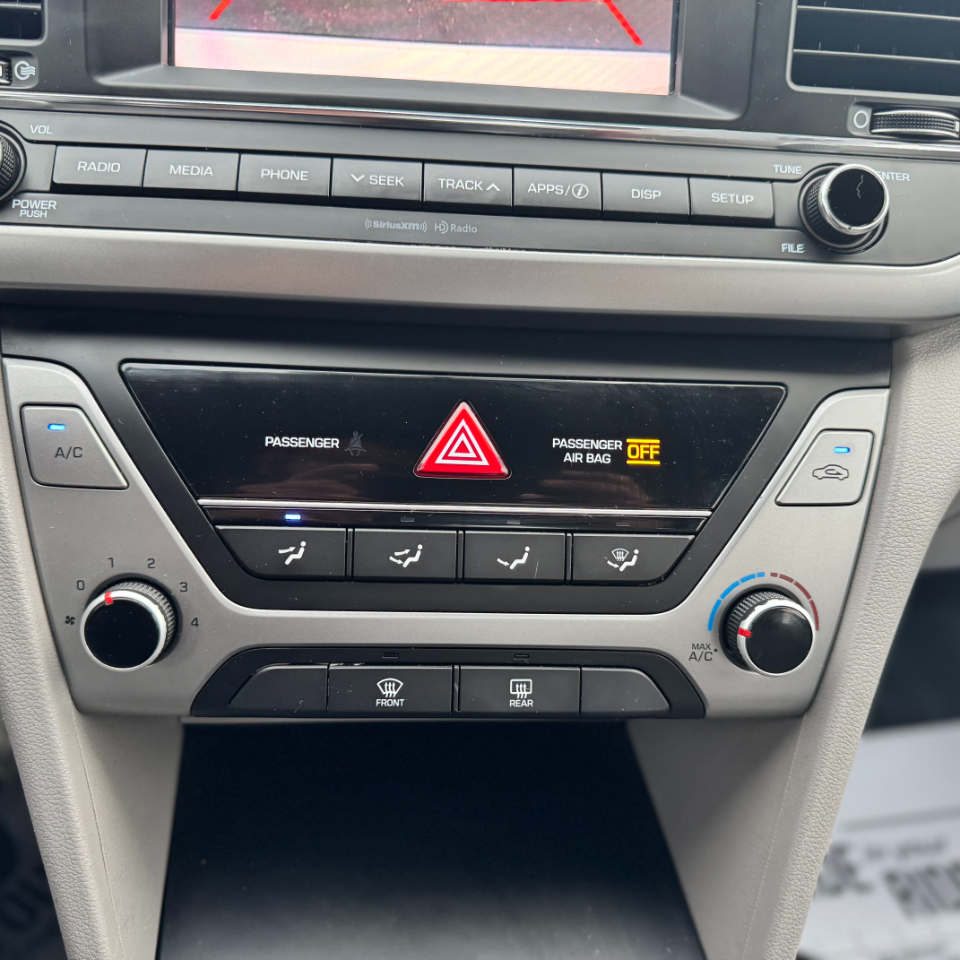 Hyundai Elantra SE 2.0L Auto (Alabama) 2017
