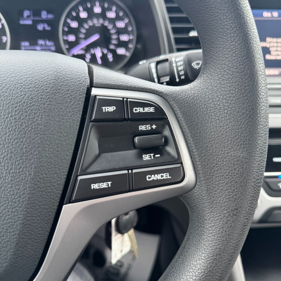 Hyundai Elantra SE 2.0L Auto (Alabama) 2017