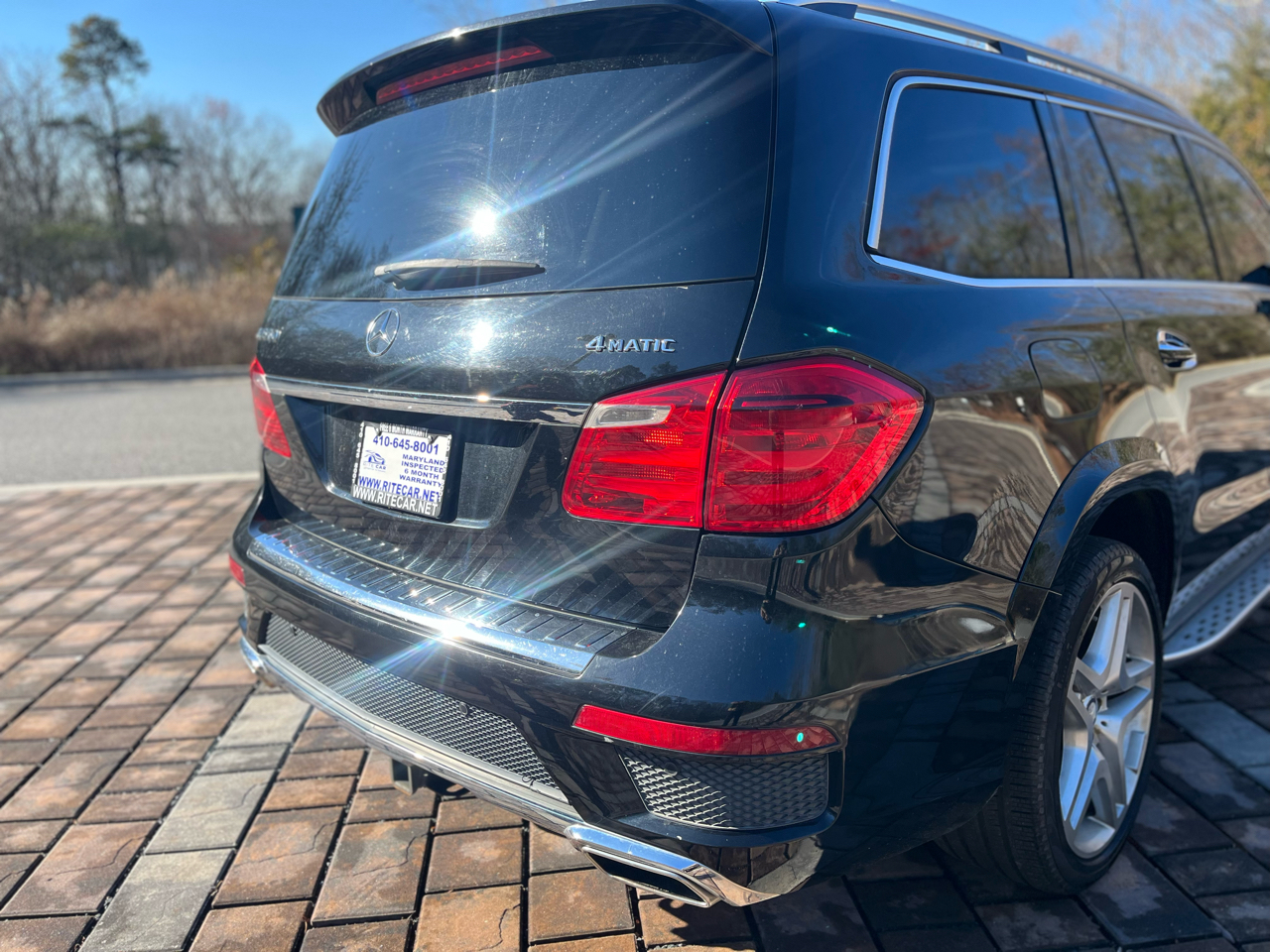 2015 Mercedes Benz GL 550 photo 2