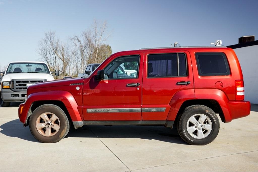 Jeep Liberty Sport 4WD 2012