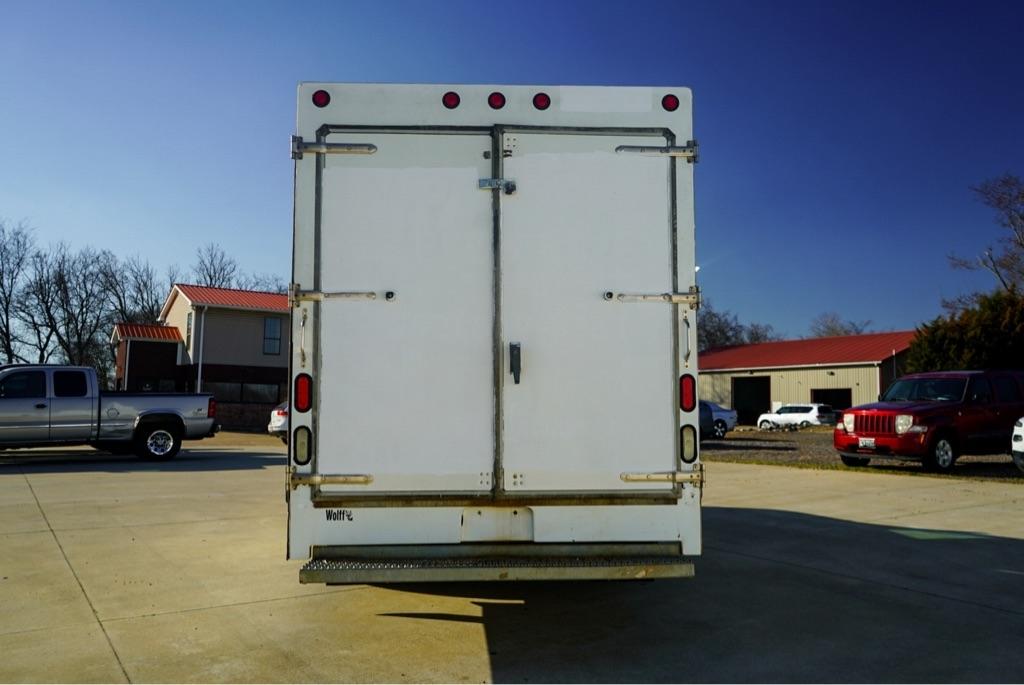 Ford Econoline E-350 Super Duty 2017
