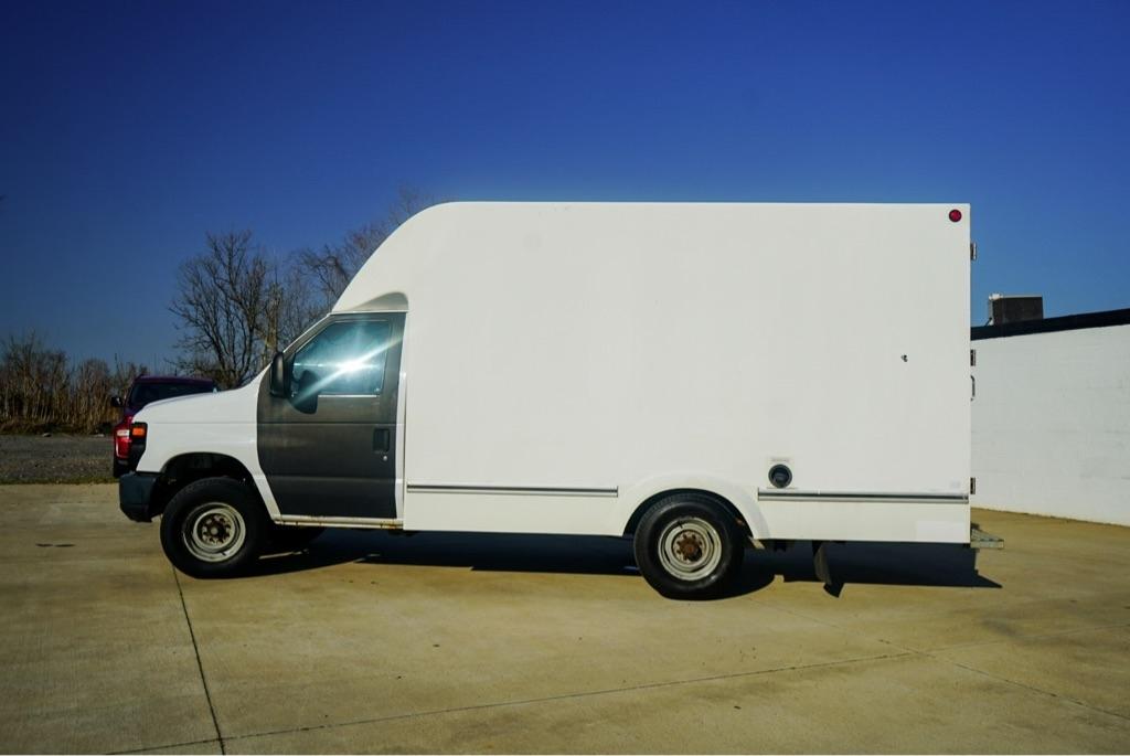 Ford Econoline E-350 Super Duty 2017