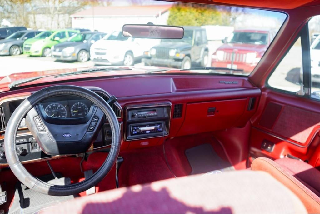 Ford Bronco Base 1991