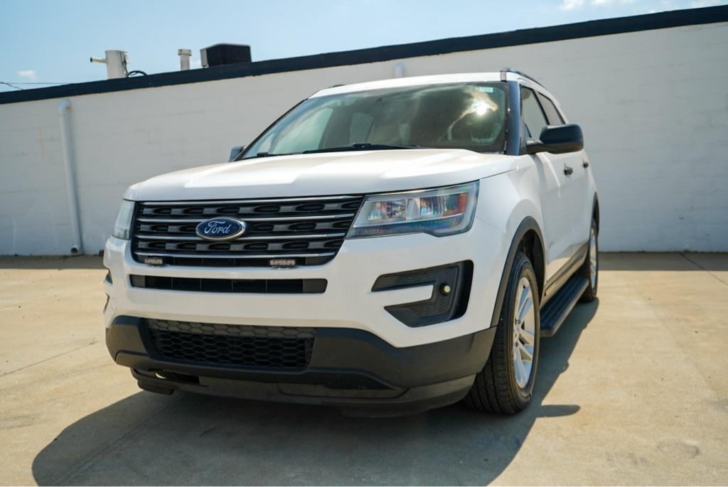 Ford Explorer Base 4WD 2017
