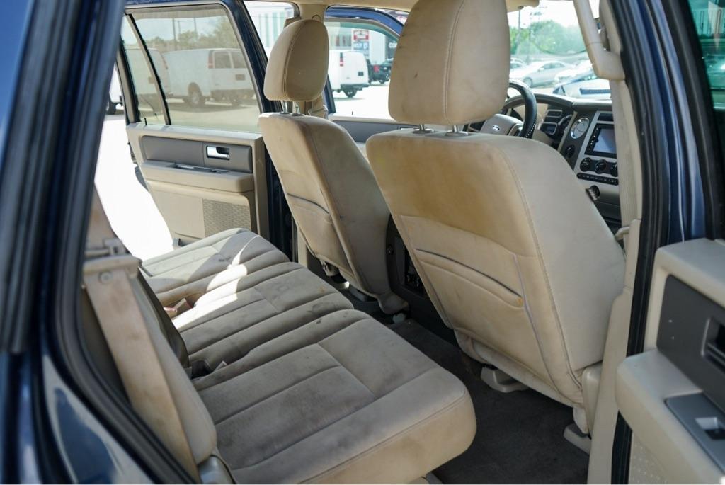 Ford Expedition XL 4WD 2013