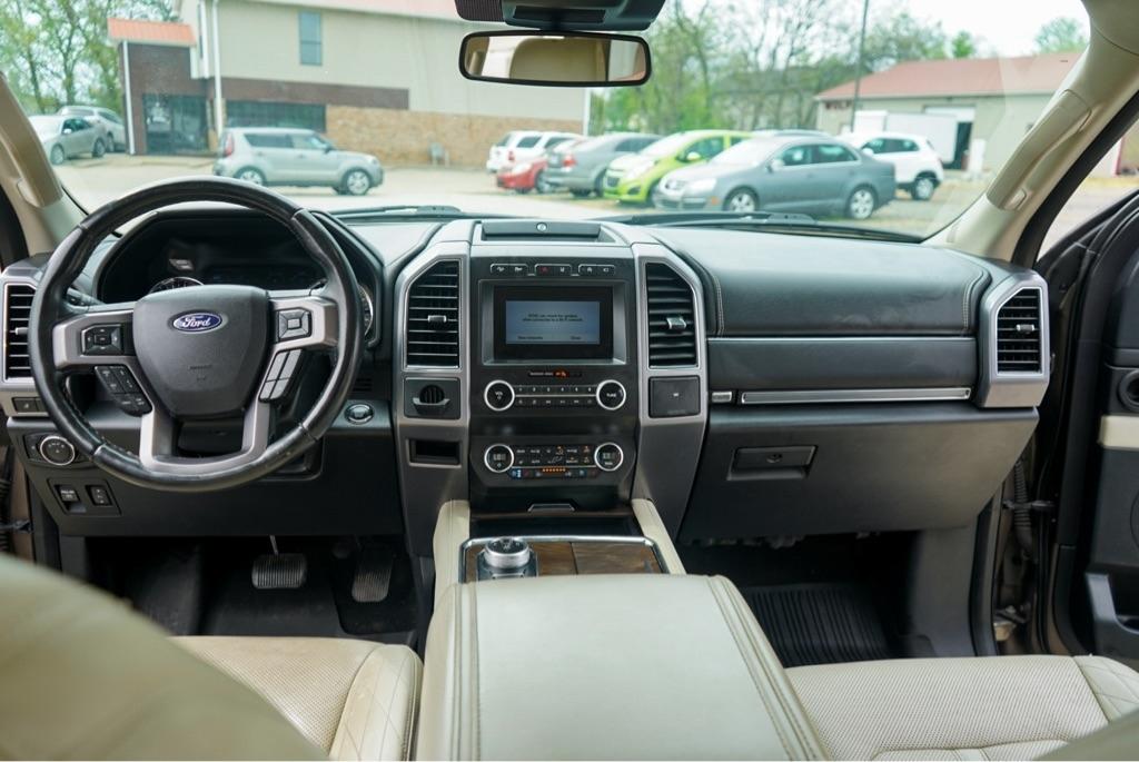 Ford Expedition Platinum 4WD 2019