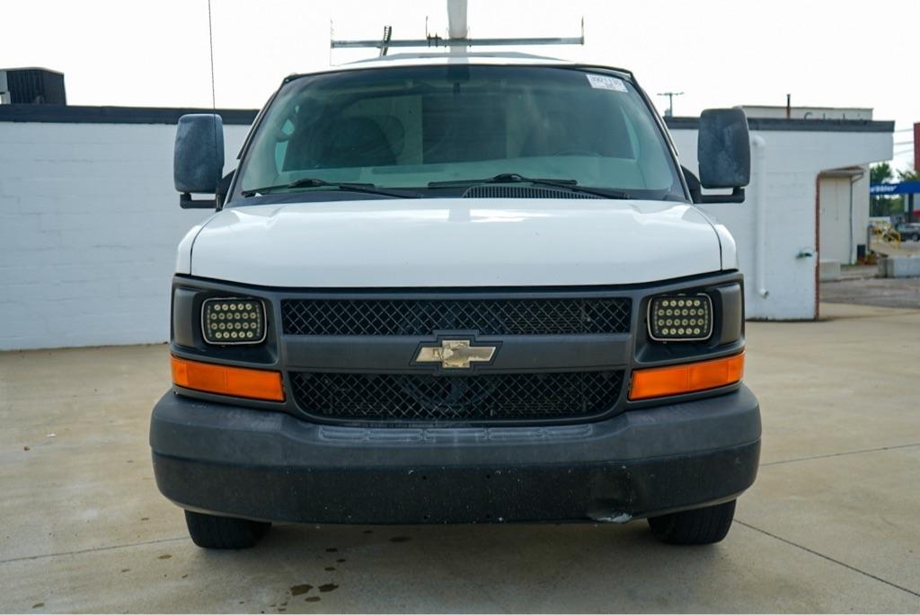 Chevrolet Express G3500 139" 2015