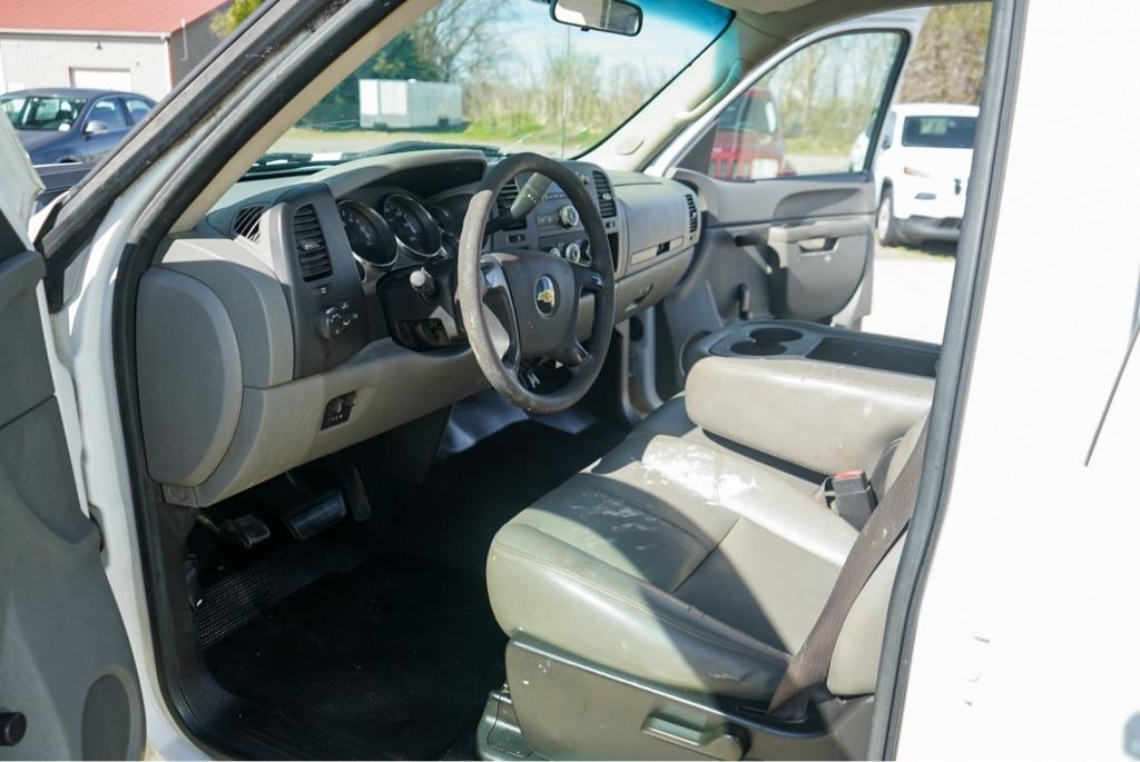 Chevrolet Silverado 2500HD Work Truck Crew Cab 2WD 2010