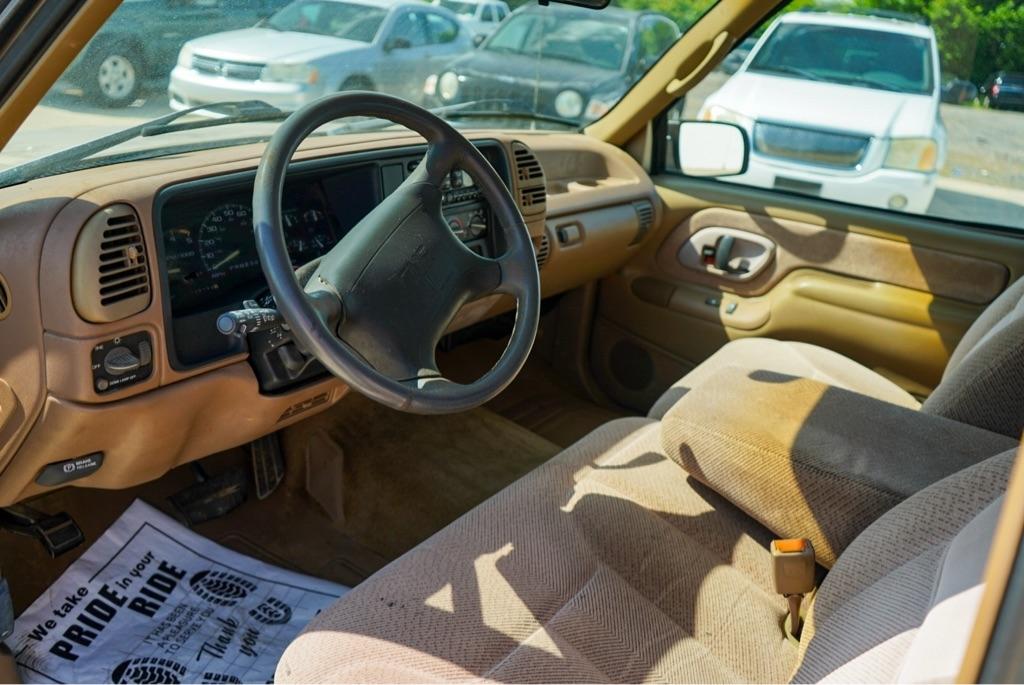 GMC Sierra C/K 1500 Club Coupe 8-ft. Bed 2WD 1995