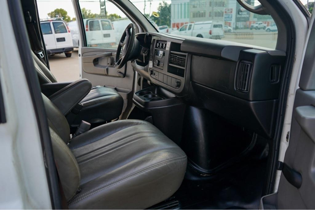 Chevrolet Express 2500 Cargo 2012