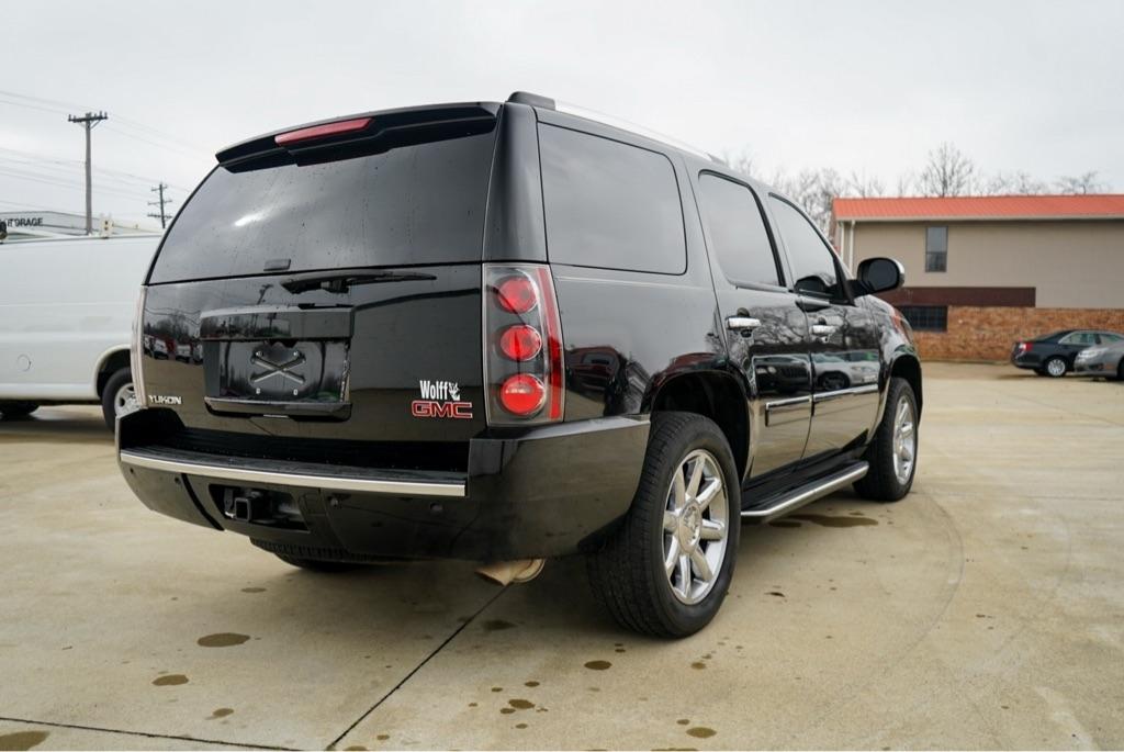 GMC Yukon Denali 2WD 2014