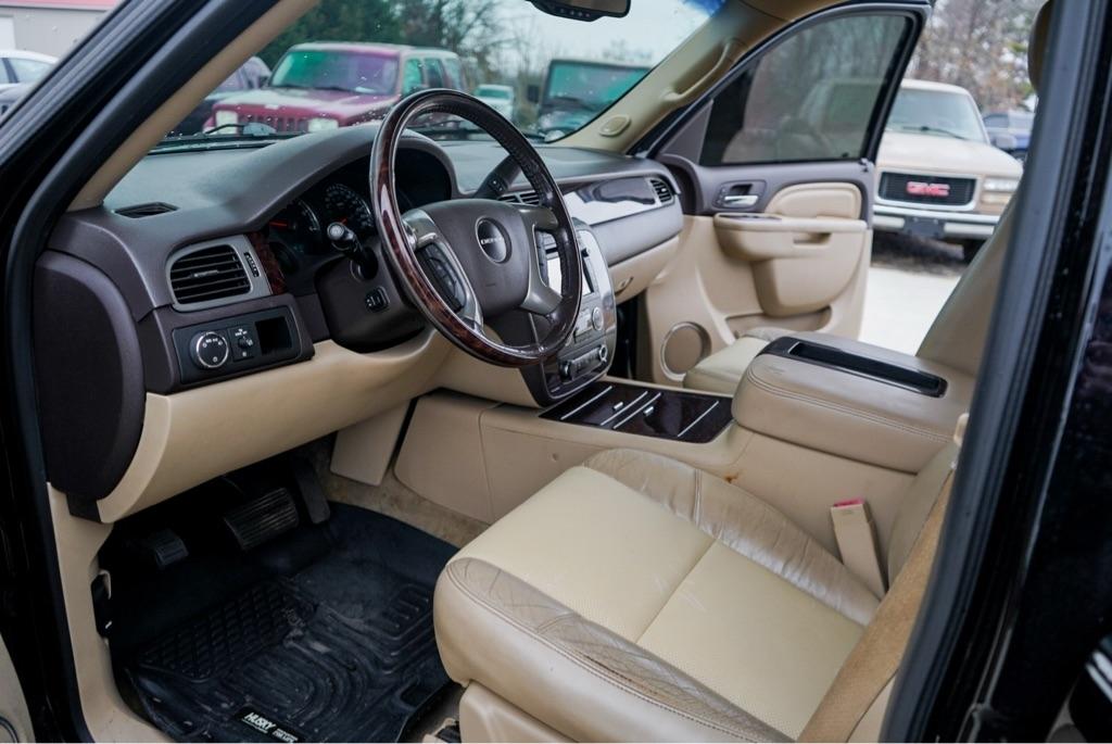 GMC Yukon Denali 2WD 2014