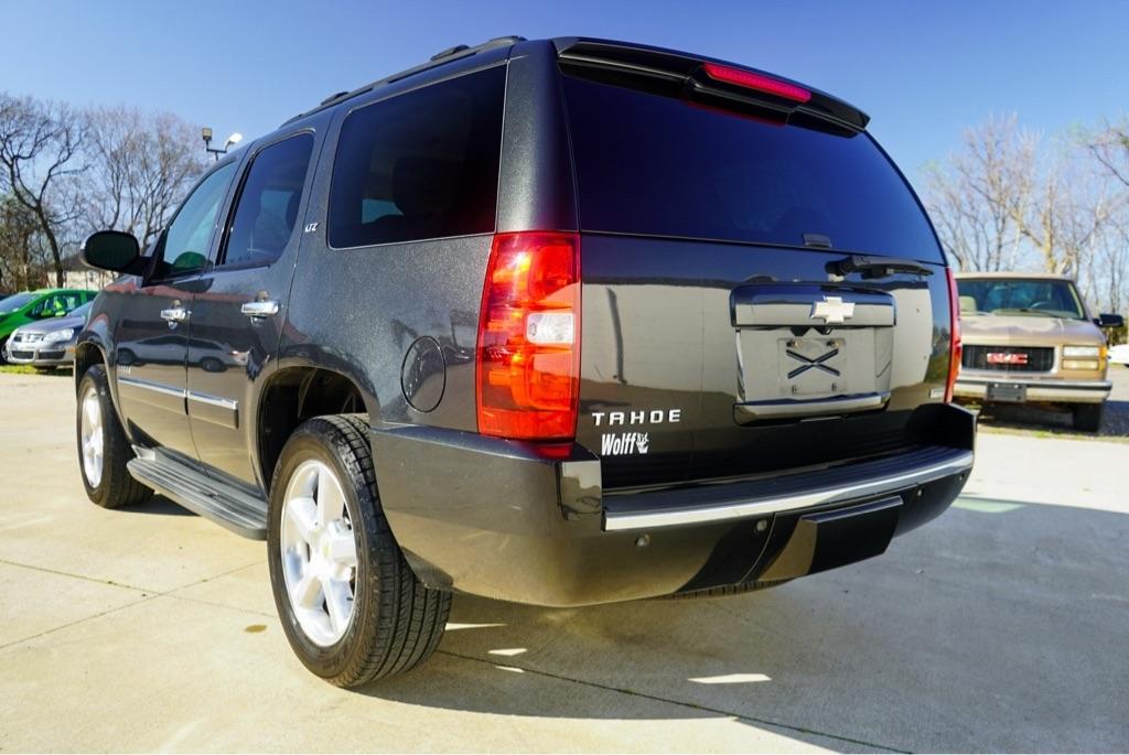 Chevrolet Tahoe LTZ 4WD 2011