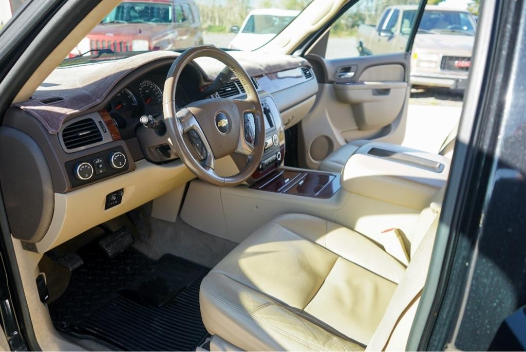 Chevrolet Tahoe LTZ 4WD 2011