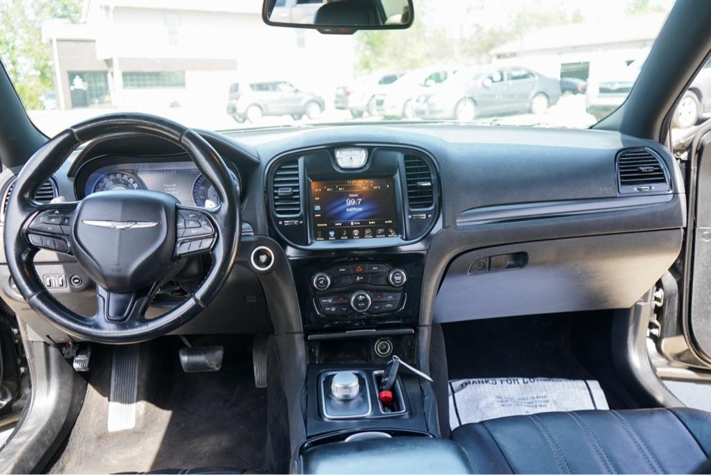 Chrysler 300 S V6 RWD 2015