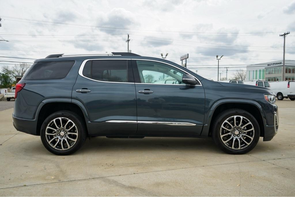 GMC Acadia Denali 2020