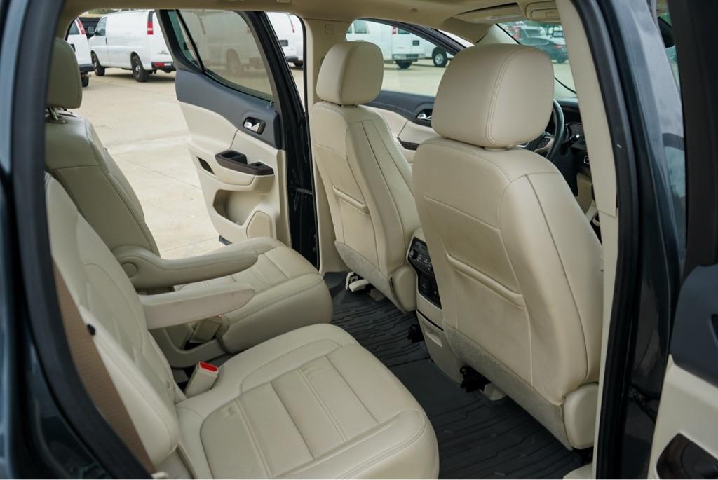 GMC Acadia Denali 2020