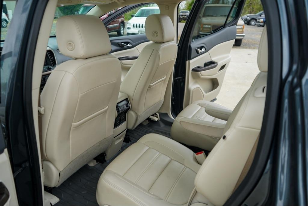 GMC Acadia Denali 2020