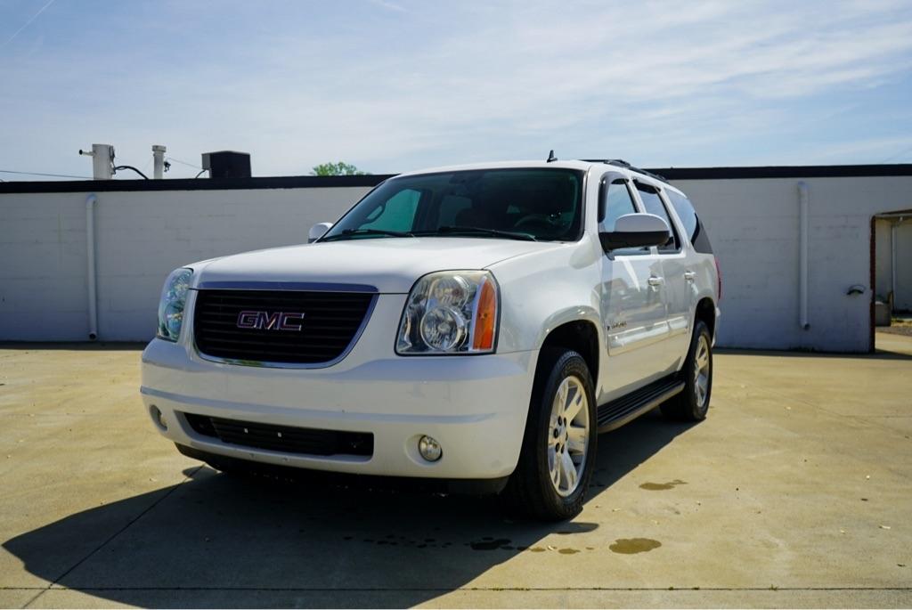 GMC Yukon SLE-1 4WD 2008