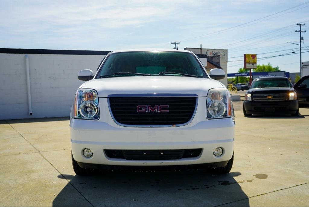 GMC Yukon SLE-1 4WD 2008