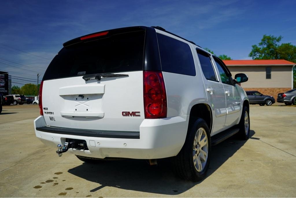 GMC Yukon SLE-1 4WD 2008