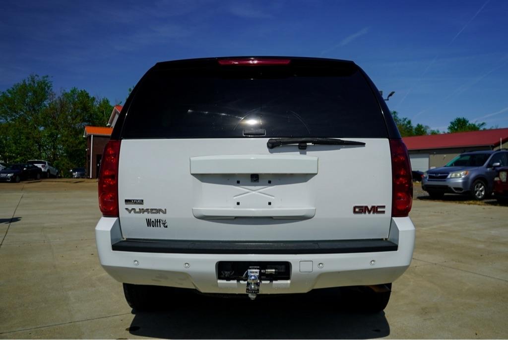 GMC Yukon SLE-1 4WD 2008