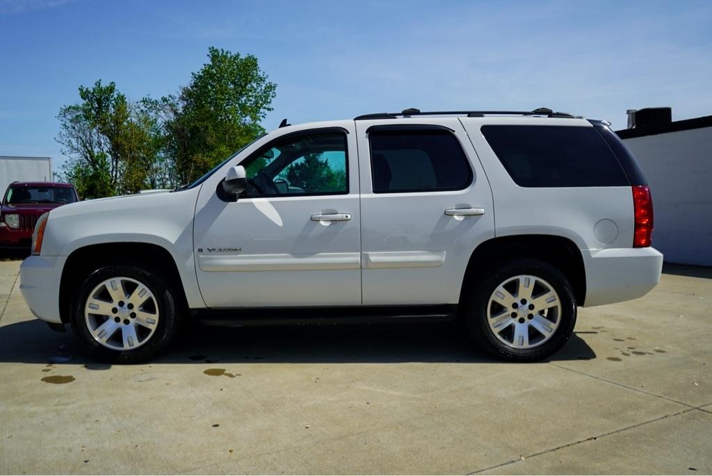 GMC Yukon SLE-1 4WD 2008
