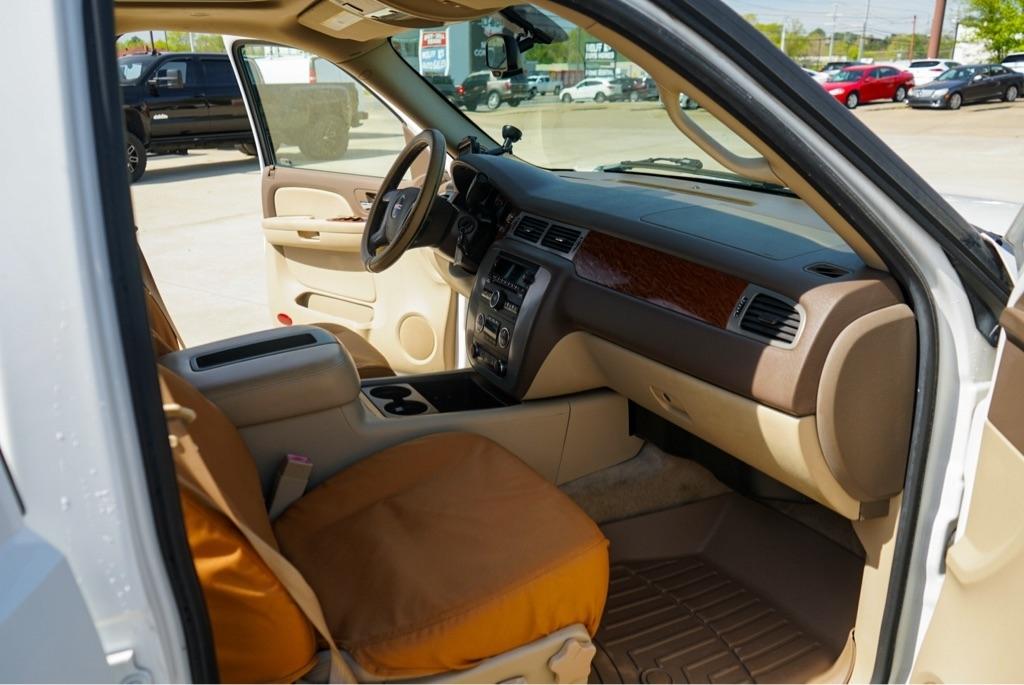 GMC Yukon SLE-1 4WD 2008