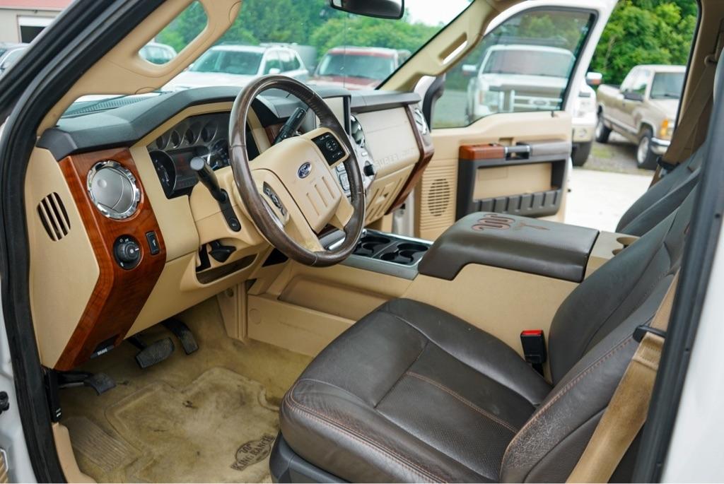 Ford F-250 SD King Ranch Crew Cab 4WD 2016