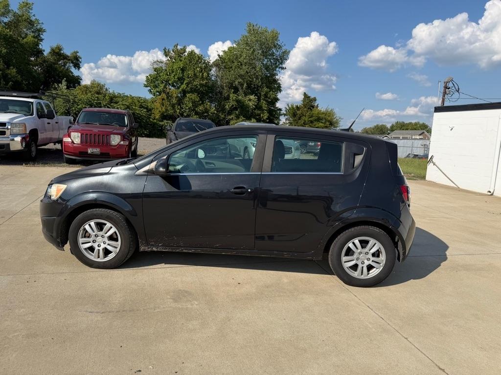 Chevrolet Sonic photo 9