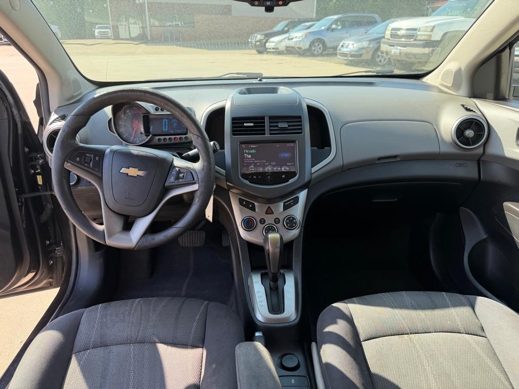 Chevrolet Sonic photo 14