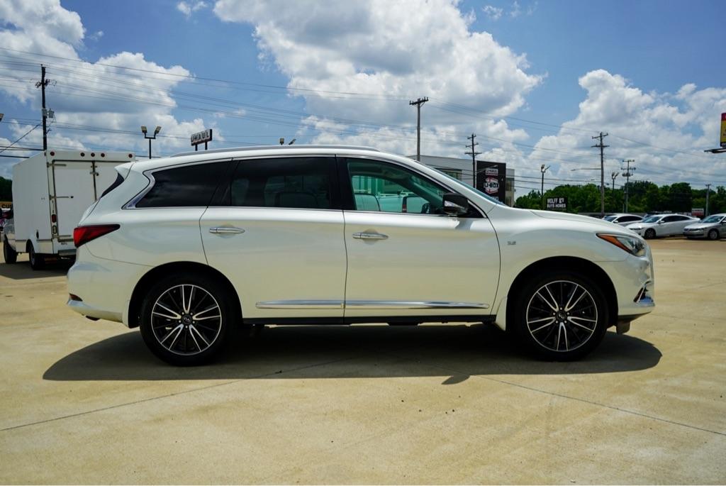 Infiniti QX60 Base AWD 2017