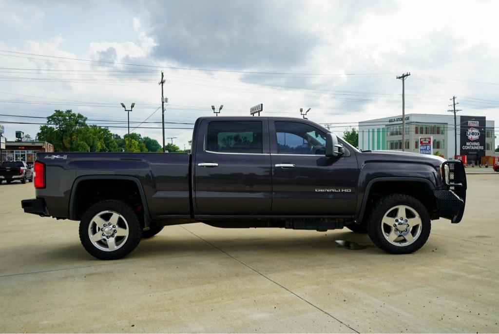 GMC Sierra 2500HD Denali Crew Cab 4WD 2015