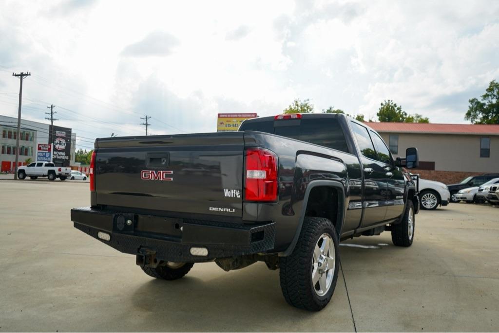 GMC Sierra 2500HD Denali Crew Cab 4WD 2015